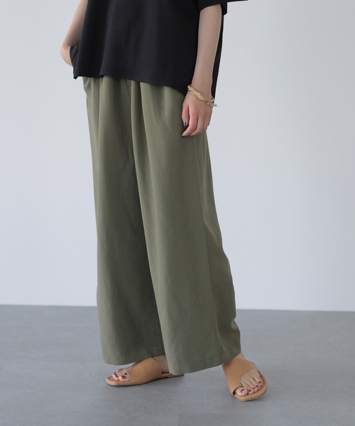 AMERICAN HOLIC（アメリカンホリック）の「リネンブレンドタックワイドパンツ（その他パンツ・レディース・ベージュ/カーキ/ブラック/ブラウン・MEDIUM/LARGE）」の4枚目の写真