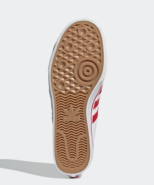 adidas（アディダス）の「【ZOZO限定】ニッツァ [NIZZA] アディダスオリジナルス（スニーカー・メンズ・ホワイト×レッド・30.5cm/24.0cm/25.5cm/31.5cm/25.0cm/26.5cm/27.0cm/28.5cm/26.0cm/27.5cm/28.0cm/29.5cm/22.0cm/23.5cm/31cm/22.5cm/29.0cm/30.0cm/32cm/23.0cm/24.5cm）」の10枚目の写真