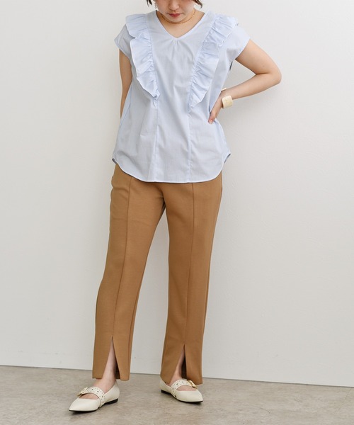 palm RICHE(ポームリシュ)の「ラッフルフリルフレンチスリーブトップス(シャツ/ブラウス・レディース・ブラック/オフホワイト/サックスブルー・M)」の13枚目の写真