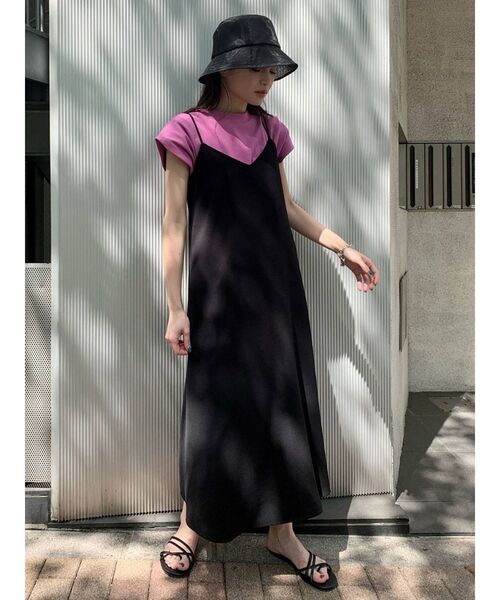 MURUA（ムルーア）の「バッククロスキャミワンピース（ワンピース・レディース・アイボリー/グレー/ブラック・FREE）」の14枚目の写真