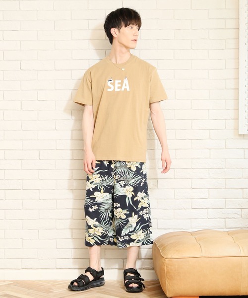TopIsm(トップイズム)の「USAコットン ビッグシルエット刺繍入りプリント半袖Tシャツ(Tシャツ/カットソー・メンズ・ホワイト/ブラック/ベージュ/サックスブルー/ホワイト系その他/ブラック系その他/キャメル/ホワイト系その他2・LL/M/L)」の21枚目の写真