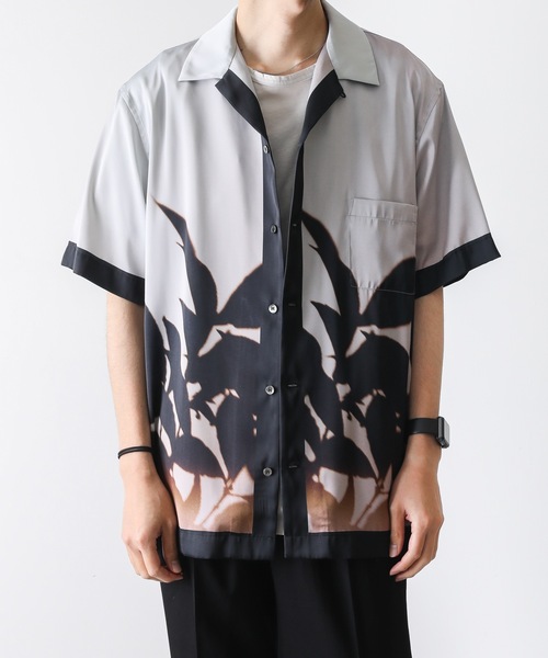 KAZUYUKI KUMAGAI ATTACHMENT(カズユキクマガイアタッチメント)の「PEサテンプリント S/S プリントシャツ(シャツ/ブラウス・メンズ・オレンジ/ブラウン・1/3/2)」の2枚目の写真