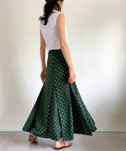 ottilie(オティーリエ)の「ちびロゴノースリーブ(Tシャツ/カットソー・レディース・チャコールグレー/ブラウン/オフホワイト/カーキ・FREE)」の22枚目の写真