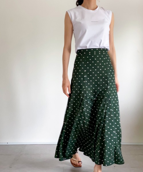ottilie(オティーリエ)の「ちびロゴノースリーブ(Tシャツ/カットソー・レディース・チャコールグレー/ブラウン/オフホワイト/カーキ・FREE)」の19枚目の写真