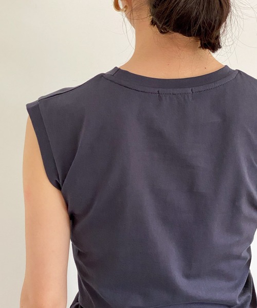 ottilie(オティーリエ)の「ちびロゴノースリーブ(Tシャツ/カットソー・レディース・チャコールグレー/ブラウン/オフホワイト/カーキ・FREE)」の15枚目の写真