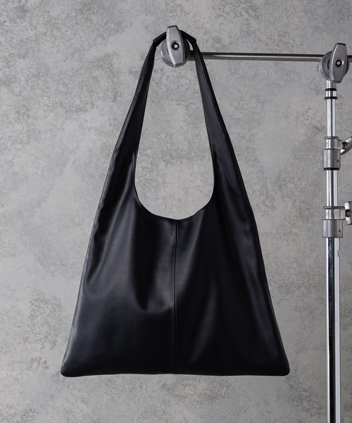 shiki tokyo（シキトウキョウ）の「シンセティックレザーマルシェ