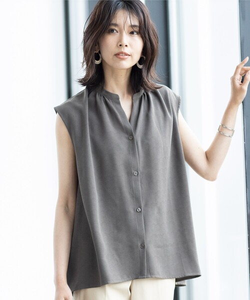 THE SHOP TK (ザ ショップ ティーケー )の「◆【イージーケア】麻調ノースリーブブラウス(シャツ/ブラウス・レディース・ブラック/オフホワイト/カーキ/イエロー/グリーン・12/13)」の3枚目の写真