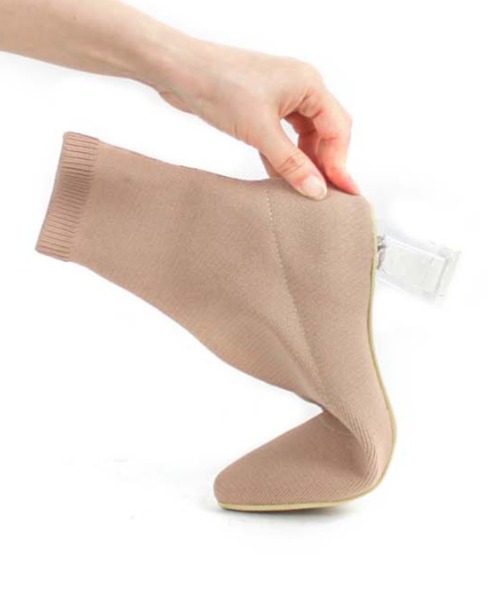 VIVIAN（ヴィヴィアン）の「クリアヒールニットショートブーツ（ブーツ・レディース・ベージュ/ブラック・S/M/L）」の10枚目の写真