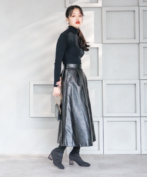 VIVIAN（ヴィヴィアン）の「クリアヒールニットショートブーツ（ブーツ・レディース・ベージュ/ブラック・S/M/L）」の3枚目の写真