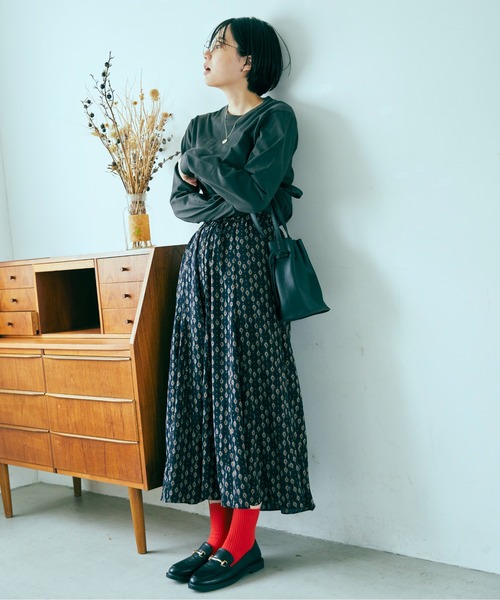 ANGIE（アンジー）の「マーメイドフレアスカート(幾何学柄）（スカート・レディース・ネイビー/アイボリー・FREE）」の19枚目の写真