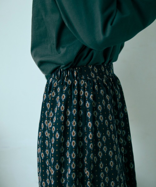 ANGIE（アンジー）の「マーメイドフレアスカート(幾何学柄）（スカート・レディース・ネイビー/アイボリー・FREE）」の12枚目の写真