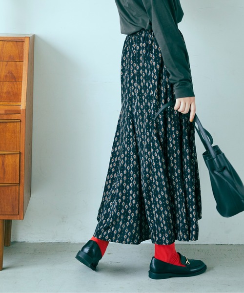 ANGIE（アンジー）の「マーメイドフレアスカート(幾何学柄）（スカート・レディース・ネイビー/アイボリー・FREE）」の13枚目の写真