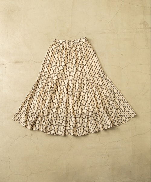 ANGIE（アンジー）の「マーメイドフレアスカート(幾何学柄）（スカート・レディース・ネイビー/アイボリー・FREE）」の10枚目の写真