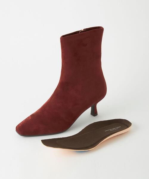 green label relaxing（グリーンレーベルリラクシング）の「ナロウスクエア ショートブーツ(5.5cmヒール) -撥水-（ブーツ・レディース・ブラック/ブラウン/グレー/ベージュ・S/L/XS/M/XL）」の19枚目の写真