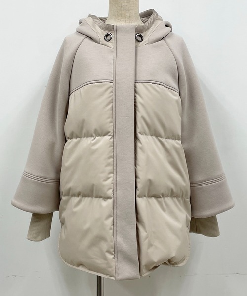 LUGIVA（ルギヴァ）の「ダンボールニット+タフタ ミドル丈ダウンジャケット（ダウンジャケット/コート・レディース・ブラック/グレー/モカ・M）」の11枚目の写真