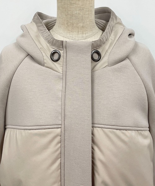 LUGIVA（ルギヴァ）の「ダンボールニット+タフタ ミドル丈ダウンジャケット（ダウンジャケット/コート・レディース・ブラック/グレー/モカ・M）」の15枚目の写真