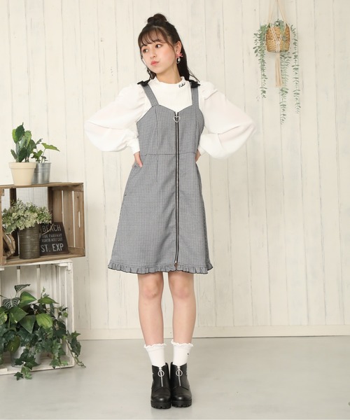 PINKHUNT(ピンクハント)の「PINKHUNT パフスリーブロンT 5836K #IG(Tシャツ/カットソー・キッズ・ブラック/ホワイト・130cm/120cm/160cm/140cm/150cm)」の11枚目の写真