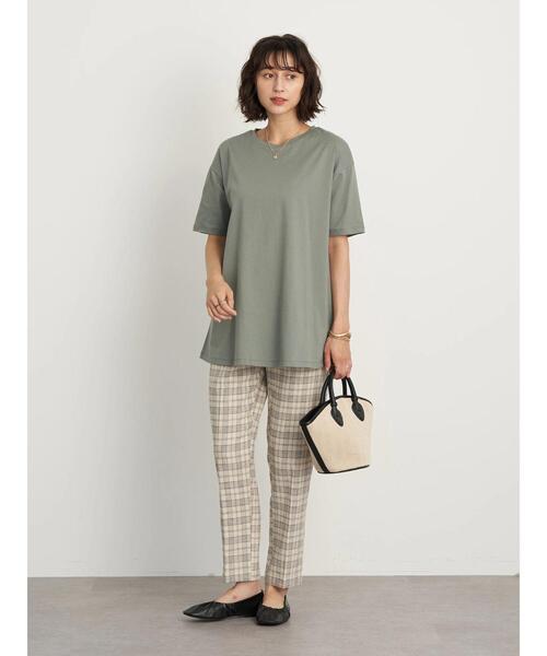 earth music&ecology(アースミュージックアンドエコロジー)の「フレアカットチュニック *(Tシャツ/カットソー・レディース・ミント/ブラック/ベージュ/オフホワイト・FREE)」の17枚目の写真