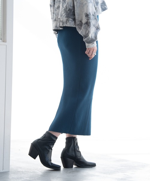 Happy John(ハッピージョン)の「カラータイトニットスカート/color tight knit skirt(スカート・レディース・ブラック/ブルー/マスタード・FREE)」の12枚目の写真