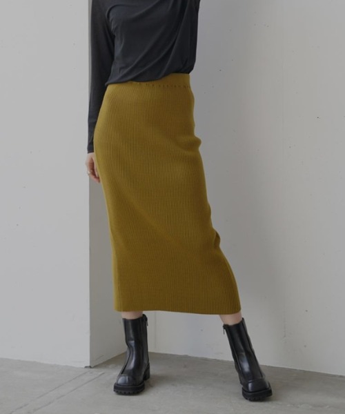 Happy John(ハッピージョン)の「カラータイトニットスカート/color tight knit skirt(スカート・レディース・ブラック/ブルー/マスタード・FREE)」の9枚目の写真