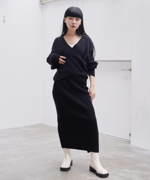 Happy John(ハッピージョン)の「カラータイトニットスカート/color tight knit skirt(スカート・レディース・ブラック/ブルー/マスタード・FREE)」の10枚目の写真