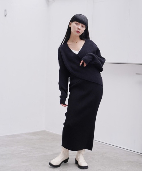 Happy John(ハッピージョン)の「カラータイトニットスカート/color tight knit skirt(スカート・レディース・ブラック/ブルー/マスタード・FREE)」の17枚目の写真
