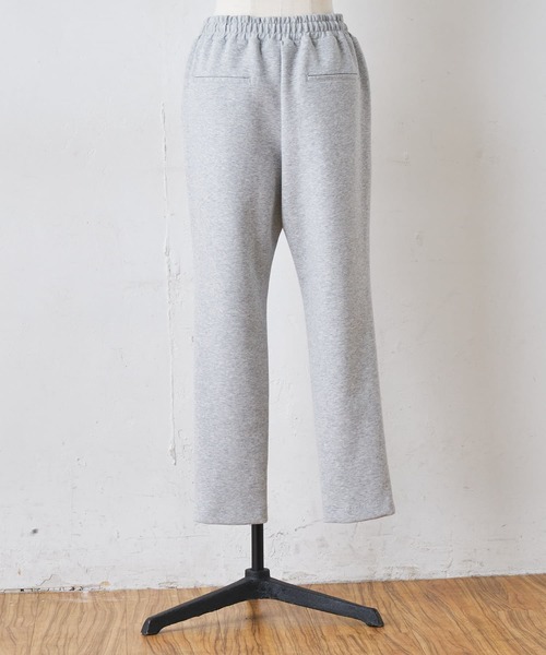 BEARDSLEY（ビアズリー）の「履き心地◎楽なのにきれい見え、ラインを拾わないダンボールパンツ（その他パンツ・レディース・ブラック/グレー・1/0/2）」の7枚目の写真