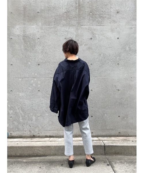 BEARDSLEY（ビアズリー）の「履き心地◎楽なのにきれい見え、ラインを拾わないダンボールパンツ（その他パンツ・レディース・ブラック/グレー・1/0/2）」の15枚目の写真