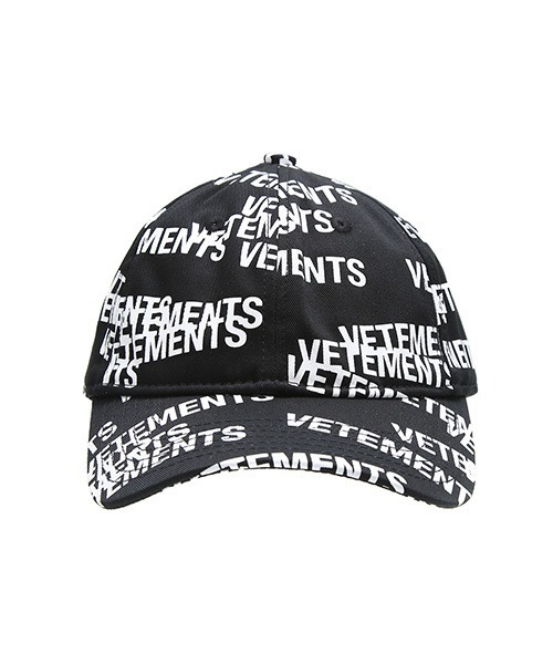 VETEMENTS（ヴェトモン）の「VETEMENTS / ヴェトモン：STAMPED LOGO CAP：UA52CA950[RIP]（キャップ・メンズ・ブラック・FREE）」の9枚目の写真