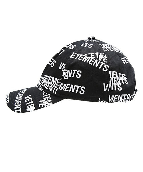 VETEMENTS（ヴェトモン）の「VETEMENTS / ヴェトモン：STAMPED LOGO CAP：UA52CA950[RIP]（キャップ・メンズ・ブラック・FREE）」の6枚目の写真