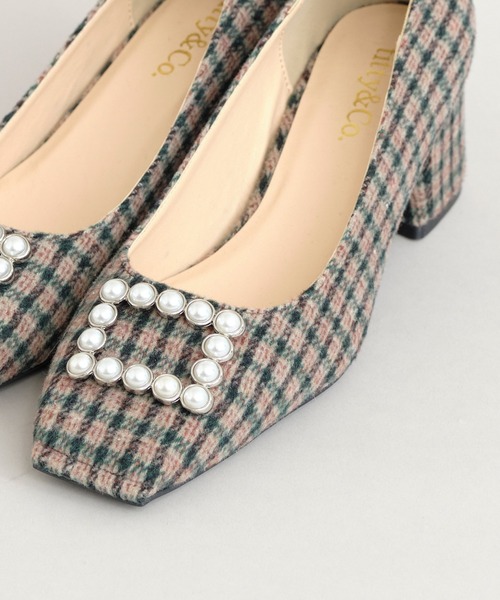 TITTY&CO.（ティティーアンドコー）の「パールバックルパンプス（パンプス・レディース・ブラック/ブルー/グリーン・SMALL/MEDIUM/LARGE）」の7枚目の写真