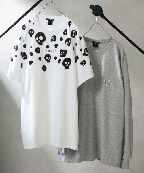 BIAS（バイアス）の「【BIAS】 カラースカルドットプリント白Tee＆ロンTセット（Tシャツ/カットソー・メンズ・ライトグレー/ブラック/ピンク系その他/ライム/ライトベージュ/ライトブルー・LARGE/SMALL/MEDIUM）」の2枚目の写真