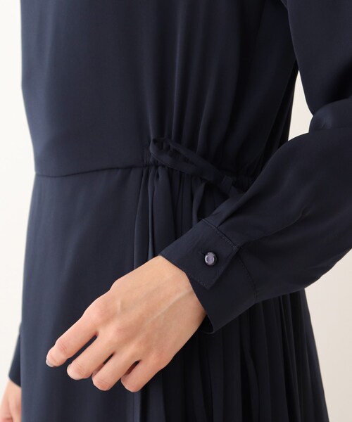 SHOO・LA・RUE（シューラルー）の「◆【S-3L】サイドプリーツワンピース（ワンピース・レディース・ブラック系1/ネイビー系1・01/02/03/04/05）」の6枚目の写真