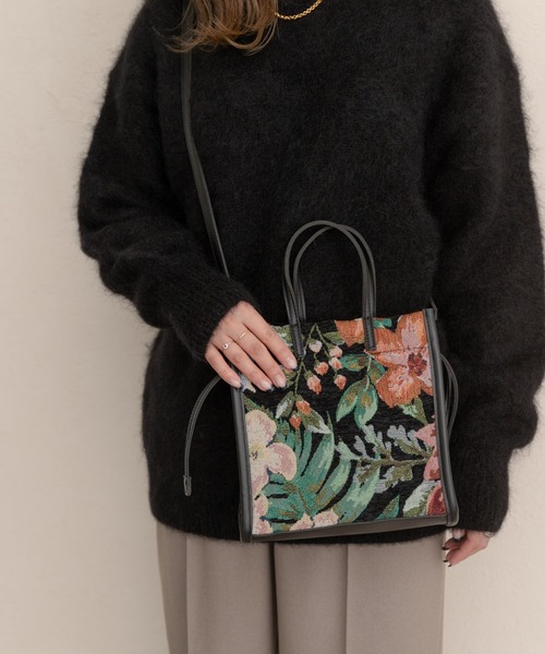 RODE SKO(ロデスコ)の「キンチャク絞りファブリックトートバッグ(トートバッグ・レディース・オフホワイト/ブラック・ONE)」の15枚目の写真