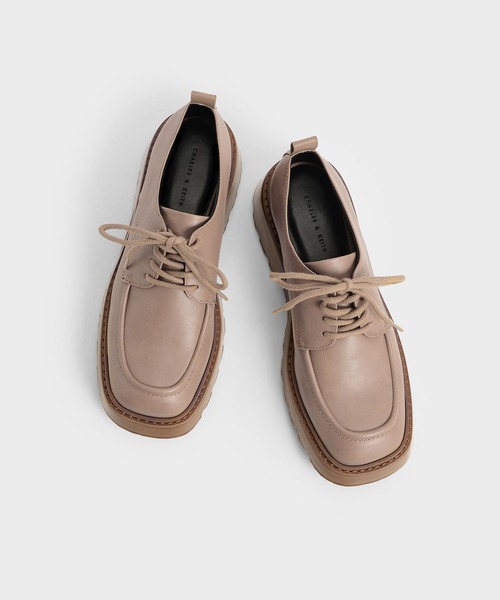 CHARLES & KEITH(チャールズ & キース)の「チャンキー ブローグ / Chunky Brogues(ドレスシューズ・レディース・オフホワイト/ライトベージュ/ブラック系その他2・22.5cm/23cm/23.5cm/24.5cm/25cm/25.5cm)」の6枚目の写真