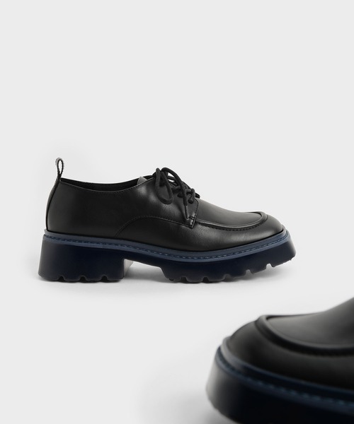 CHARLES & KEITH(チャールズ & キース)の「チャンキー ブローグ / Chunky Brogues(ドレスシューズ・レディース・オフホワイト/ライトベージュ/ブラック系その他2・22.5cm/23cm/23.5cm/24.5cm/25cm/25.5cm)」の11枚目の写真