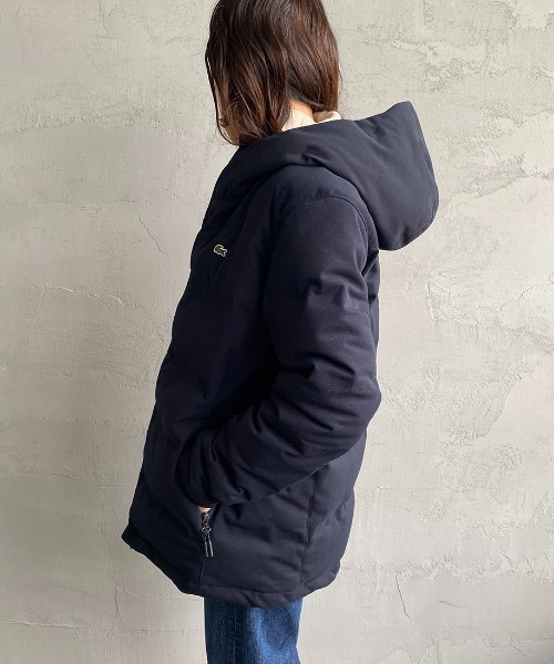 LACOSTE（ラコステ）の「[LACOSTE/ラコステ] ポリエステルピケ ワンポイントロゴダウンジャケット（ダウンジャケット/コート・レディース・ネイビー・48/50/46）」の6枚目の写真