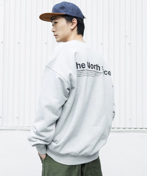 THE NORTH FACE(ザノースフェイス)の「【ユニセックスで着用可能】THE NORTH FACE / ノースフェイス BAYVIEW EX SWEATSHIRTS スウェット トレーナー(スウェット・メンズ・ブラック/グレー・SMALL/MEDIUM/LARGE/X-LARGE)」の11枚目の写真