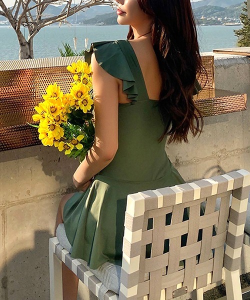 Dita Muaj.（ディータムアージュ）の「ショルダーフリル クロスウエストワンピース 水着（水着・レディース・グリーン/ピンクベージュ・M/L/XL）」の14枚目の写真