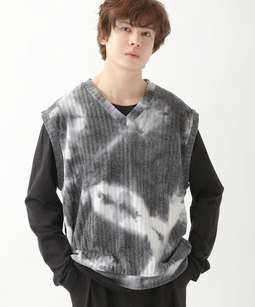 ALAND(エーランド)の「3.3Field Trip/TIE-DYE VEST 2269917(ベスト・メンズ・ブラック/オレンジ・FREE)」の1枚目の写真