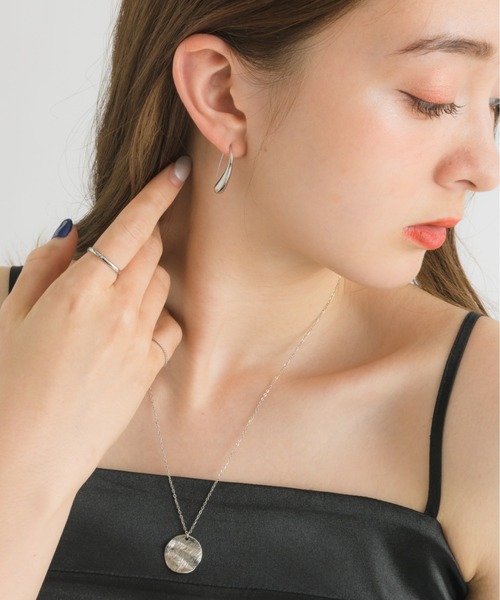 muku（ムク）の「金属アレルギー対応 スクエアシアリング/サージカルステンレス（リング・レディース・シルバー/ゴールド・11/9/13/5）」の3枚目の写真