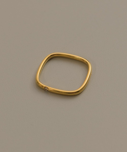 muku（ムク）の「金属アレルギー対応 スクエアシアリング/サージカルステンレス（リング・レディース・シルバー/ゴールド・11/9/13/5）」の6枚目の写真