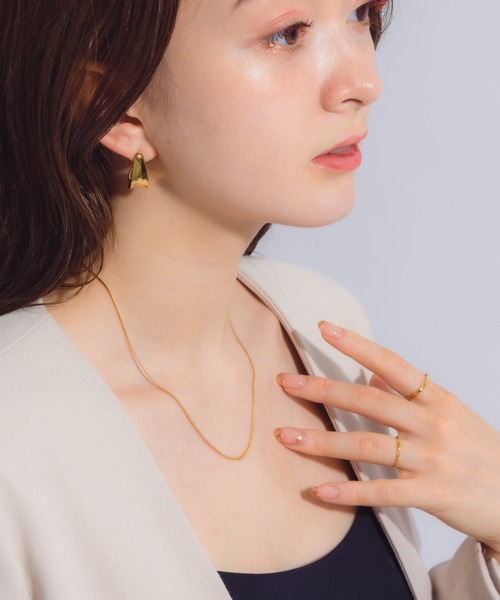 muku（ムク）の「金属アレルギー対応 スクエアシアリング/サージカルステンレス（リング・レディース・シルバー/ゴールド・11/9/13/5）」の8枚目の写真