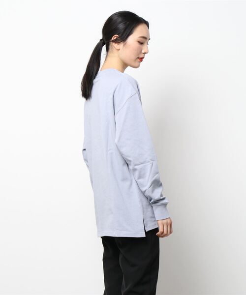 INASTUDIOS ZOO（イーナストゥディオスズー）の「「INASTUDIOS SELECT」ステッチング ロングTシャツ トップス レディース（Tシャツ/カットソー・レディース・ホワイト/ブラック/サックスブルー/グリーン/サンドベージュ/チャコール・LARGE/MEDIUM/X-LARGE）」の7枚目の写真