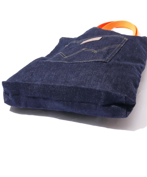 Wrangler(ラングラー)の「WRANGLER/ラングラー TOTE BAG トートバッグ デニムトートバック A4サイズ収納可(トートバッグ・メンズ・ブルー/オフホワイト/サックスブルー/イエロー/インディゴブルー・FREE)」の12枚目の写真
