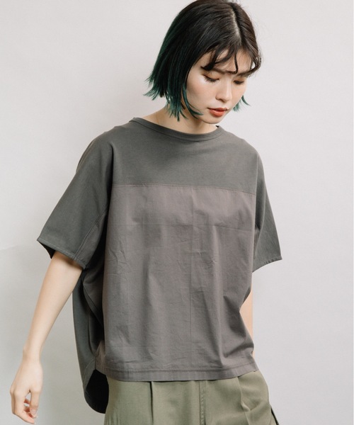 refinedworks(リファインドワークス)の「前布帛切替ドルマンPO(Tシャツ/カットソー・レディース・オフホワイト/グレー系その他/チャコールグレー・FREE)」の1枚目の写真
