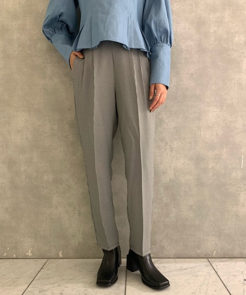 AS KNOW AS PINKY（アズノゥアズピンキー）の「スララっとテーパードパンツ　セットアップ可能（スラックス・レディース・ブラック/イエロー/ライトグリーン/ブラック系その他/ピンクベージュ/ピンク系その他・FREE）」の3枚目の写真