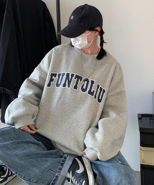 MGV(エムジーヴィー)の「レイヤード風カレッジロゴスウェット(スウェット・メンズ・グリーン/ライトブルー/グレー/ダークグレー・X-LARGE/SMALL/MEDIUM/LARGE)」の2枚目の写真