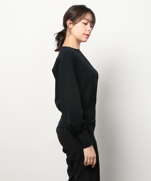 MAISON SCOTCH（メゾンスコッチ）の「Vネック カットソー【164668】（Tシャツ/カットソー・レディース・オフホワイト/ブラック/オレンジ・X-SMALL/SMALL）」の4枚目の写真