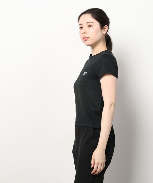 Reebok（リーボック）の「アイデンティティ ポケット Tシャツ / Identity Pocket T-Shirt（Tシャツ/カットソー・レディース・ホワイト/ブラック/グリーン系その他/ピンク系その他/オフホワイト・SMALL/MEDIUM/LARGE/X-LARGE/X-SMALL）」の13枚目の写真